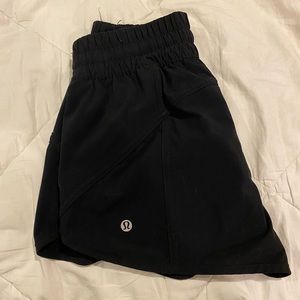 Lululemon Tracker Shorts!! Great Condition